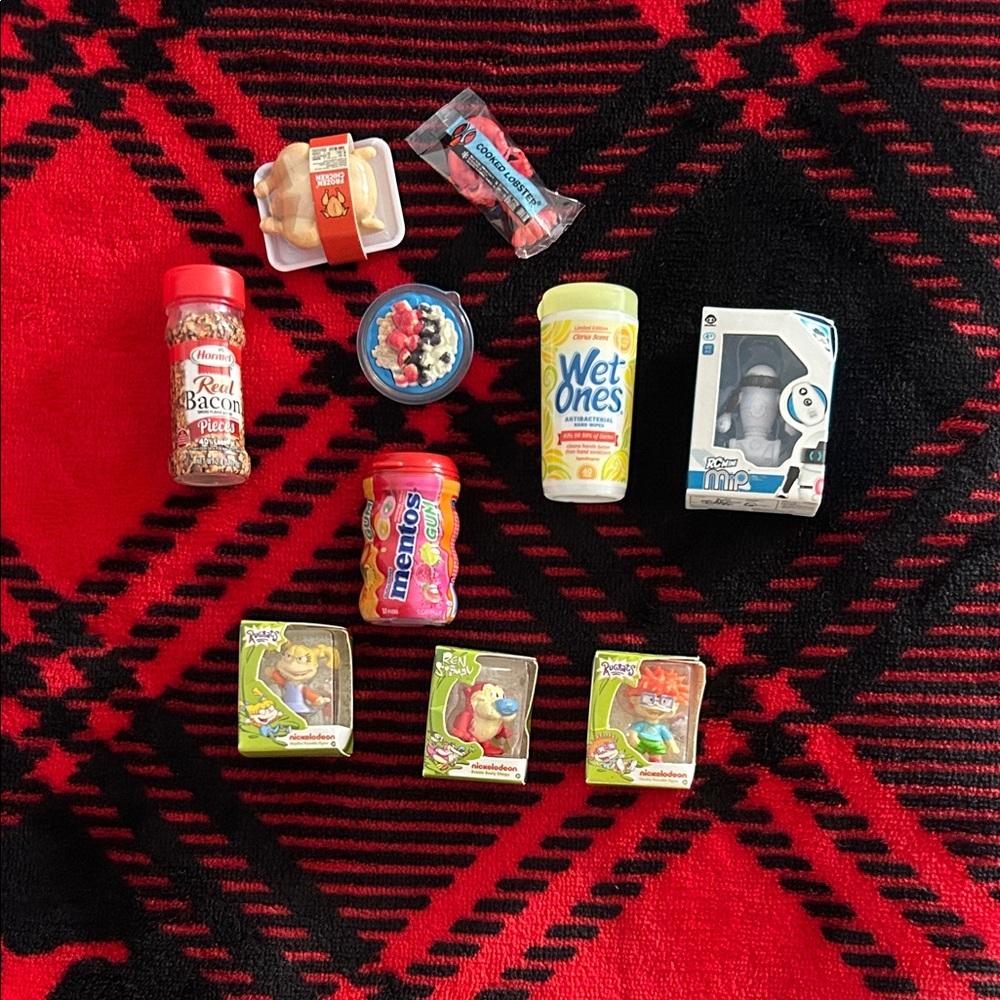 Mini Brands assortment